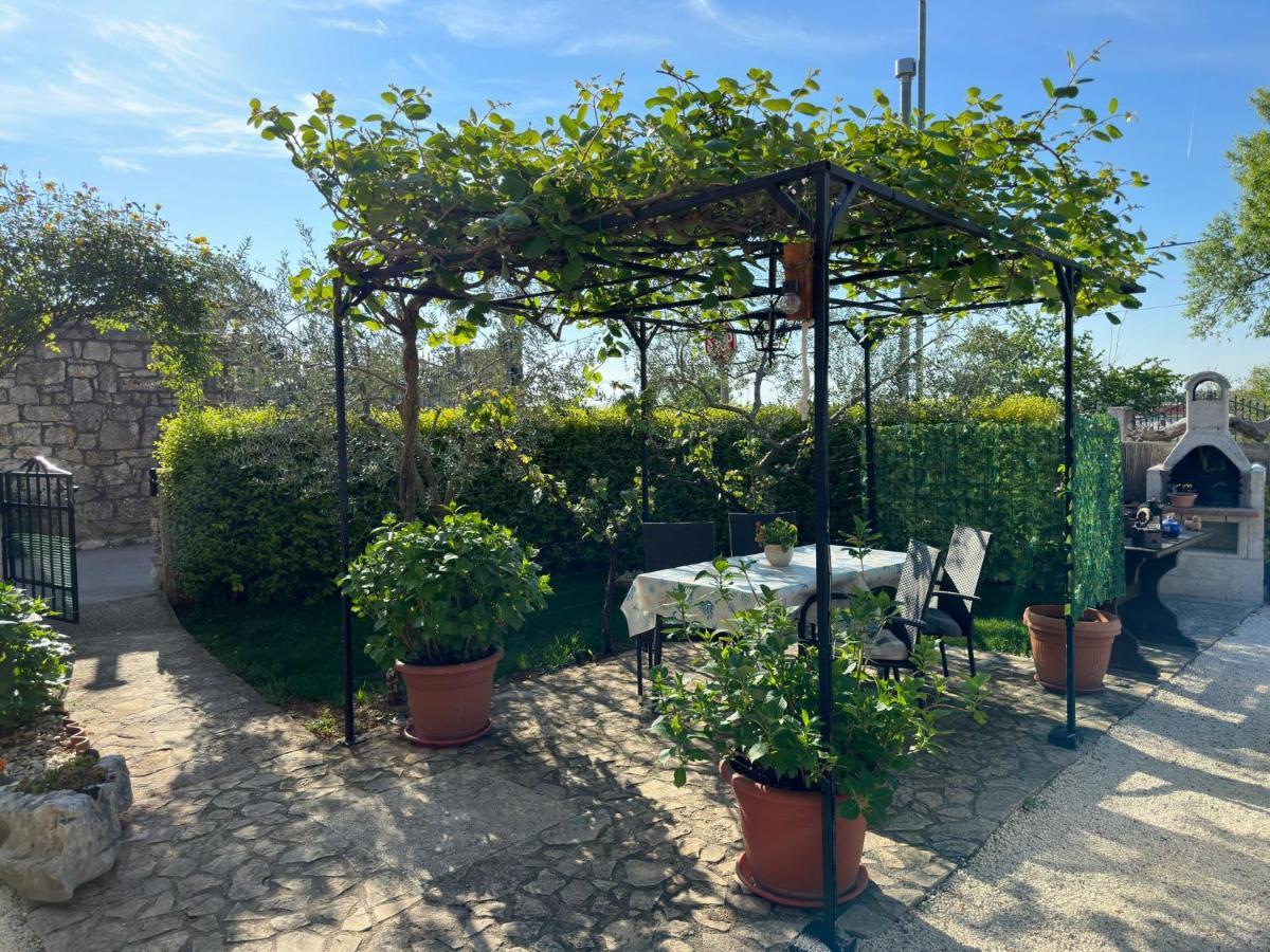 Casa Borgo Hotel Bale Bagian luar foto